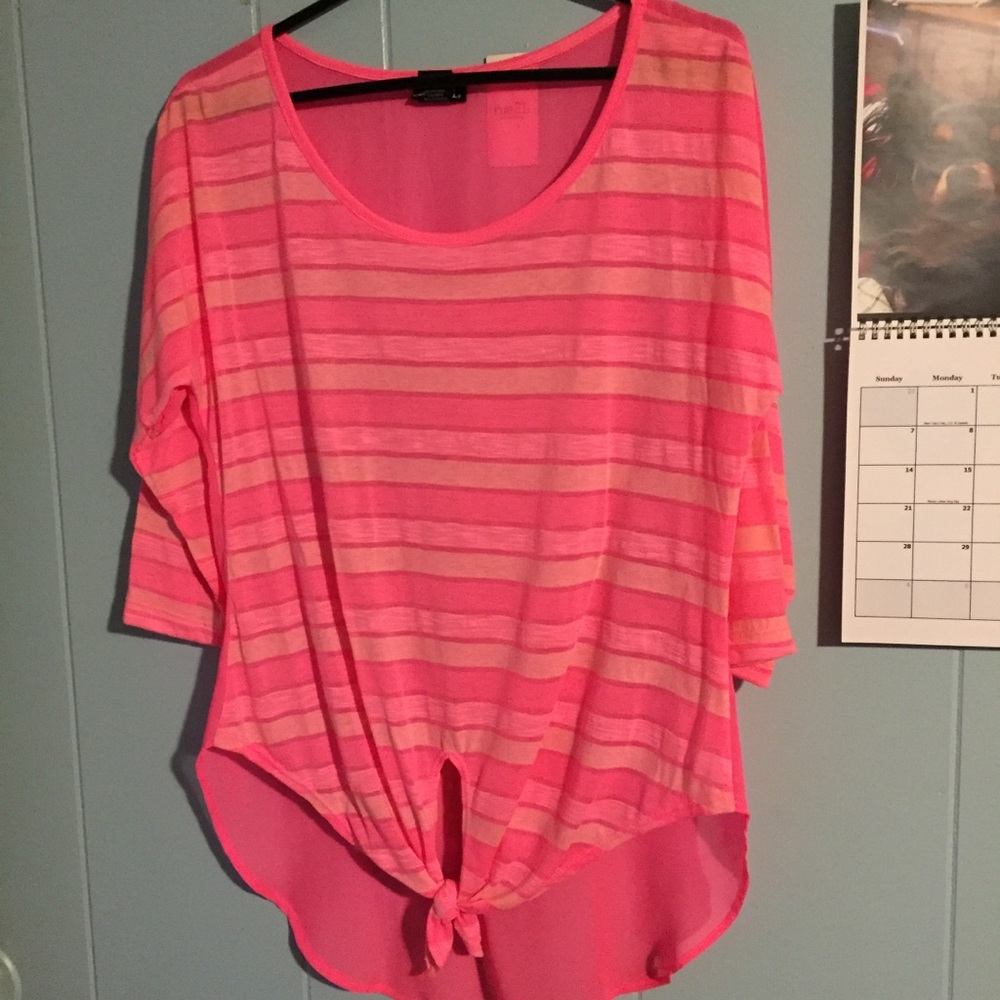 Ladies sheer back dress shirt